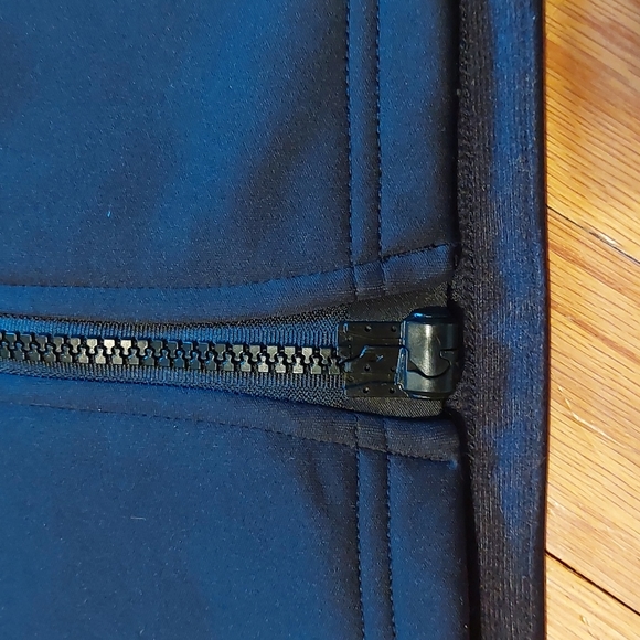 Black Under Armour Infrared Jacket - Picture 4 of 9